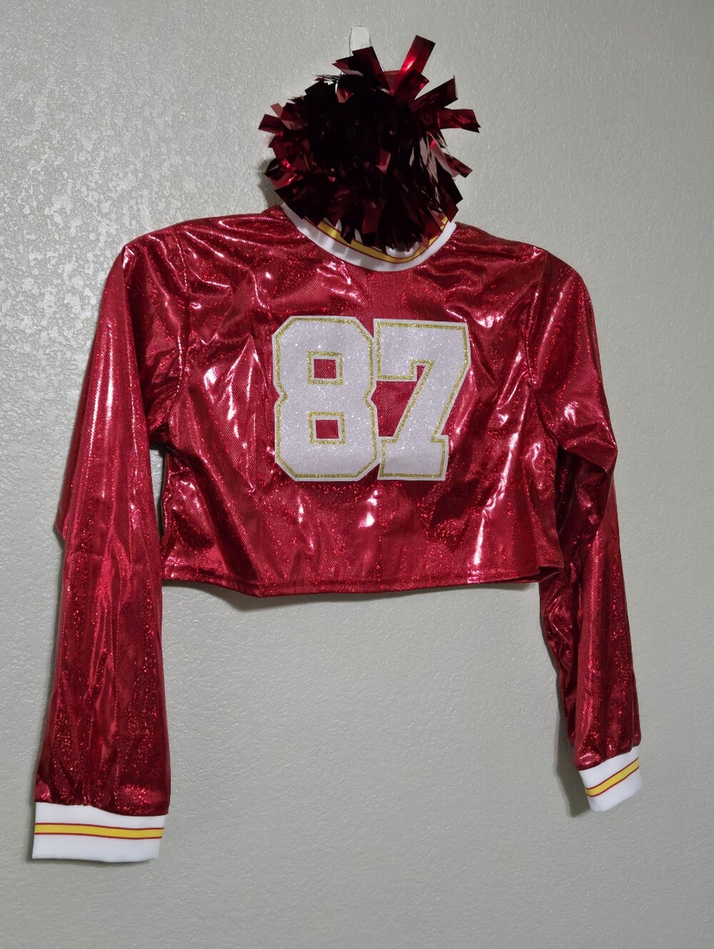 Pop Idol Costume (Taylor Swift), Swiftie #87 with 1 red cheer pom-pom GIRLS' S 6